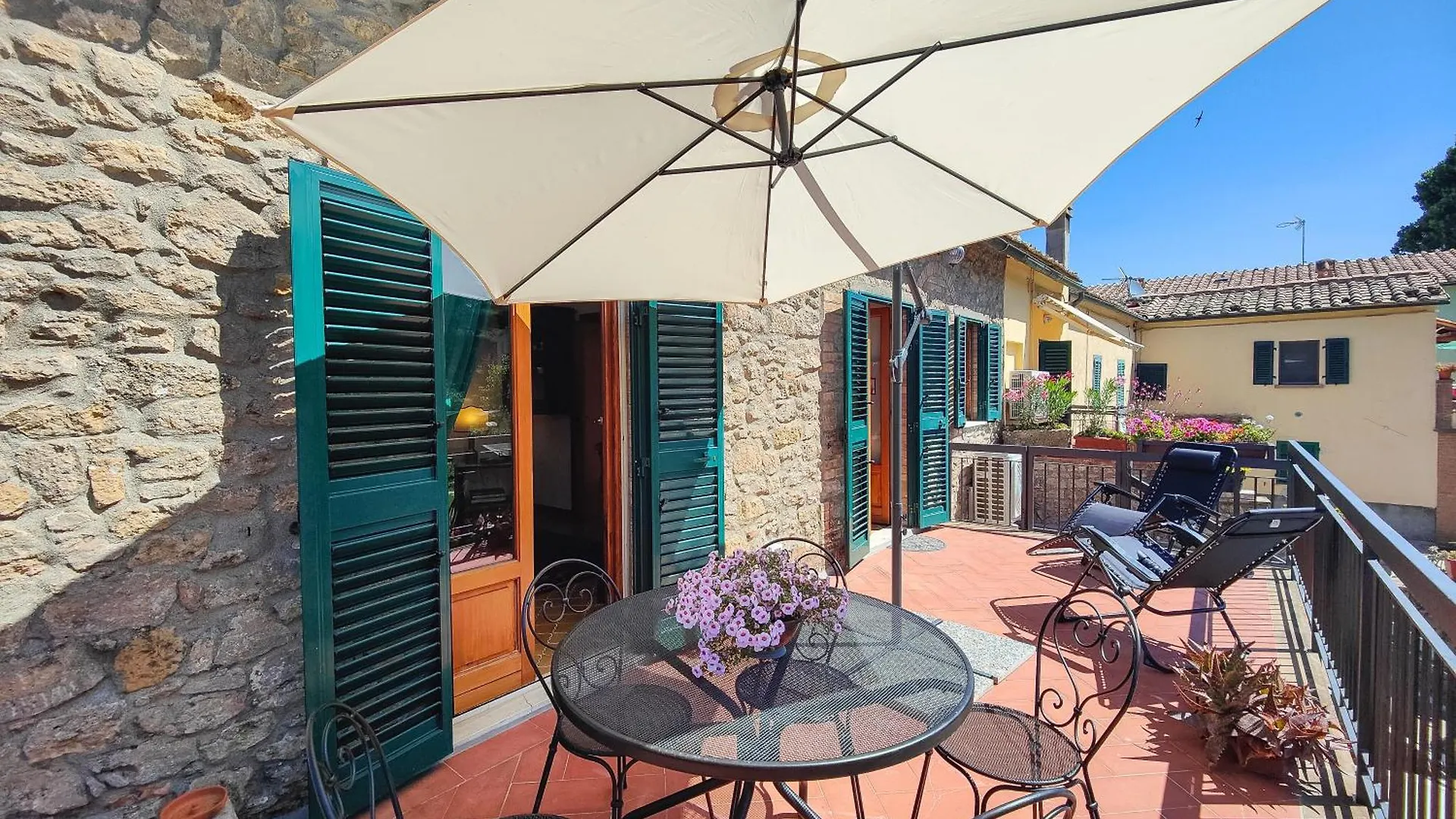 La Domus Di Marta Apartment Volterra Italy
